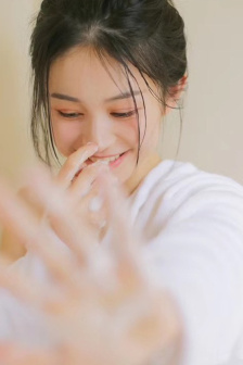 明星专题：廖碧儿